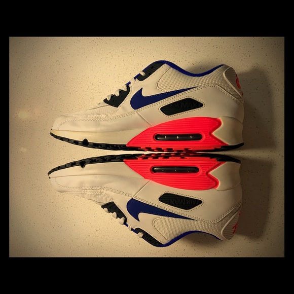 Nike Other - Men’s nike air max 13 retro infrared white